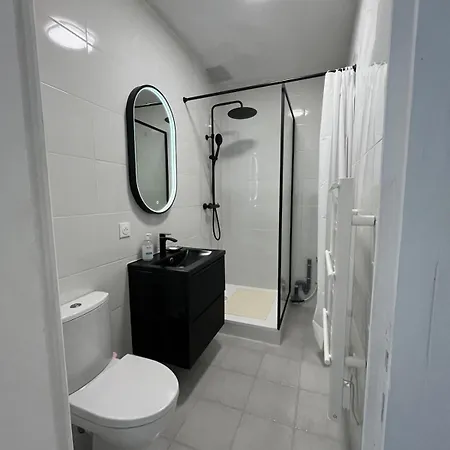 T2 Lumineux Avec Terrasse Proche Du Tram Apartment *