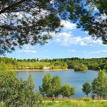 T2 Lumineux Avec Terrasse Proche Du Tram Le Cres
