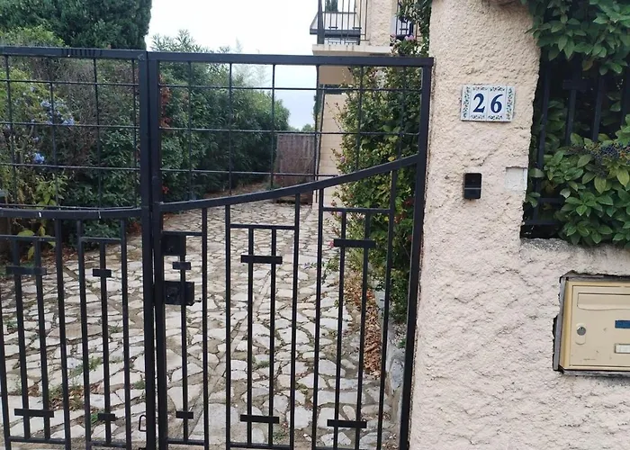 Apartmán T2 Lumineux Avec Terrasse Proche Du Tram Le Crès